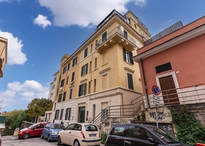 Apartment Terrazza Ippocrate *